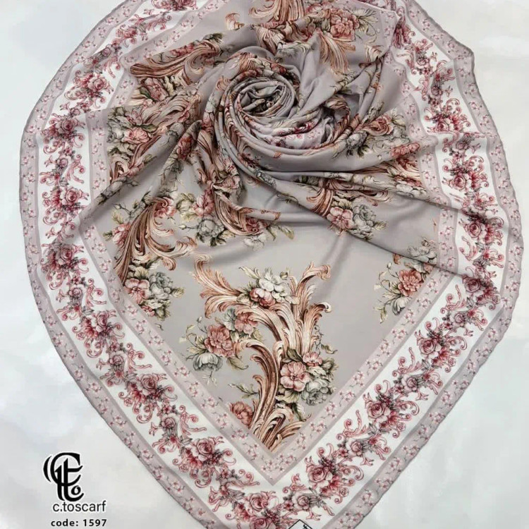 روسری زنانه نخ کاستوم طرح حنا طوسی سیلور ابعاد 140x140 دور چرخ دوز