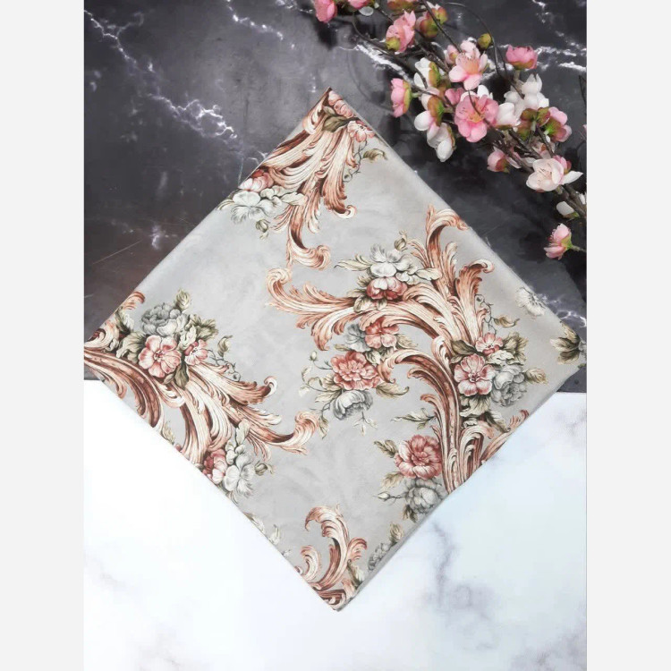 روسری زنانه نخ کاستوم طرح حنا طوسی سیلور ابعاد 140x140 دور چرخ دوز