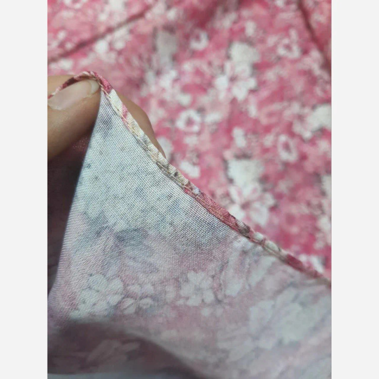 روسری نخ کاستوم طرح نسترن سایز 140 شیک و پوش