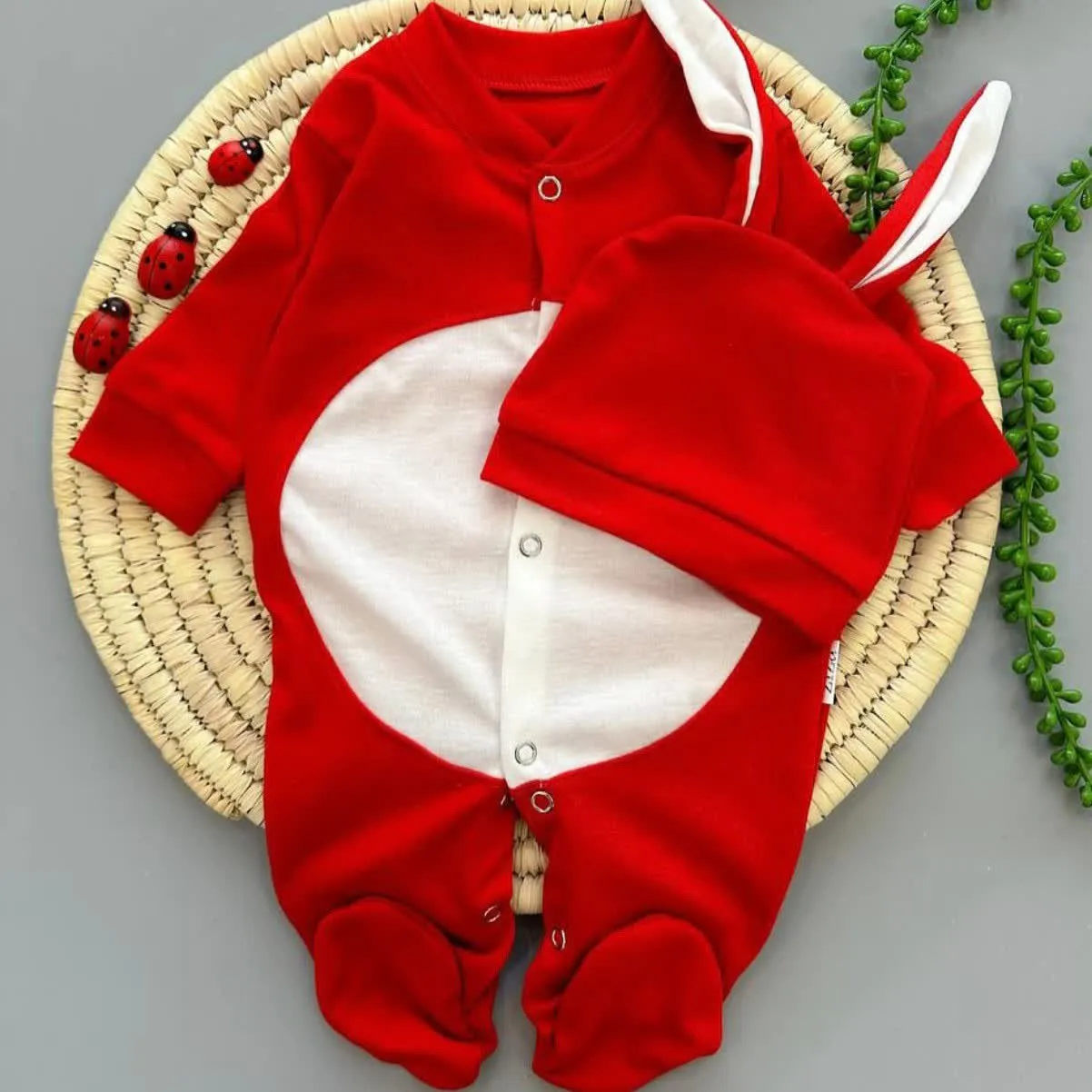سرهمی و کلاه بیمارستانی خرگوشی پوم دار نوزادی پنبه نرم لطیف سایز 1 و 2