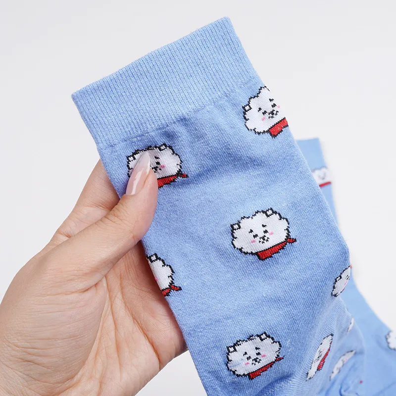 جوراب ساقدار طرح آرجی BT21 نخی فری سایز زنانه