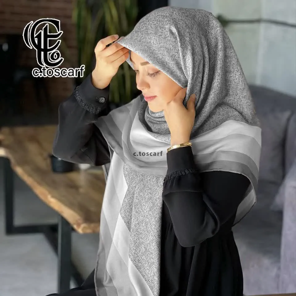 روسری مجلسی نخ کاستوم طرح دور قاب 140x140 سانتیمتر لیز نیست