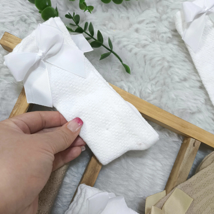 جوراب نیم ساق دخترانه گندمی پاپیونی نخی پنبه اعلا مناسب 6 ماه تا 6 سال