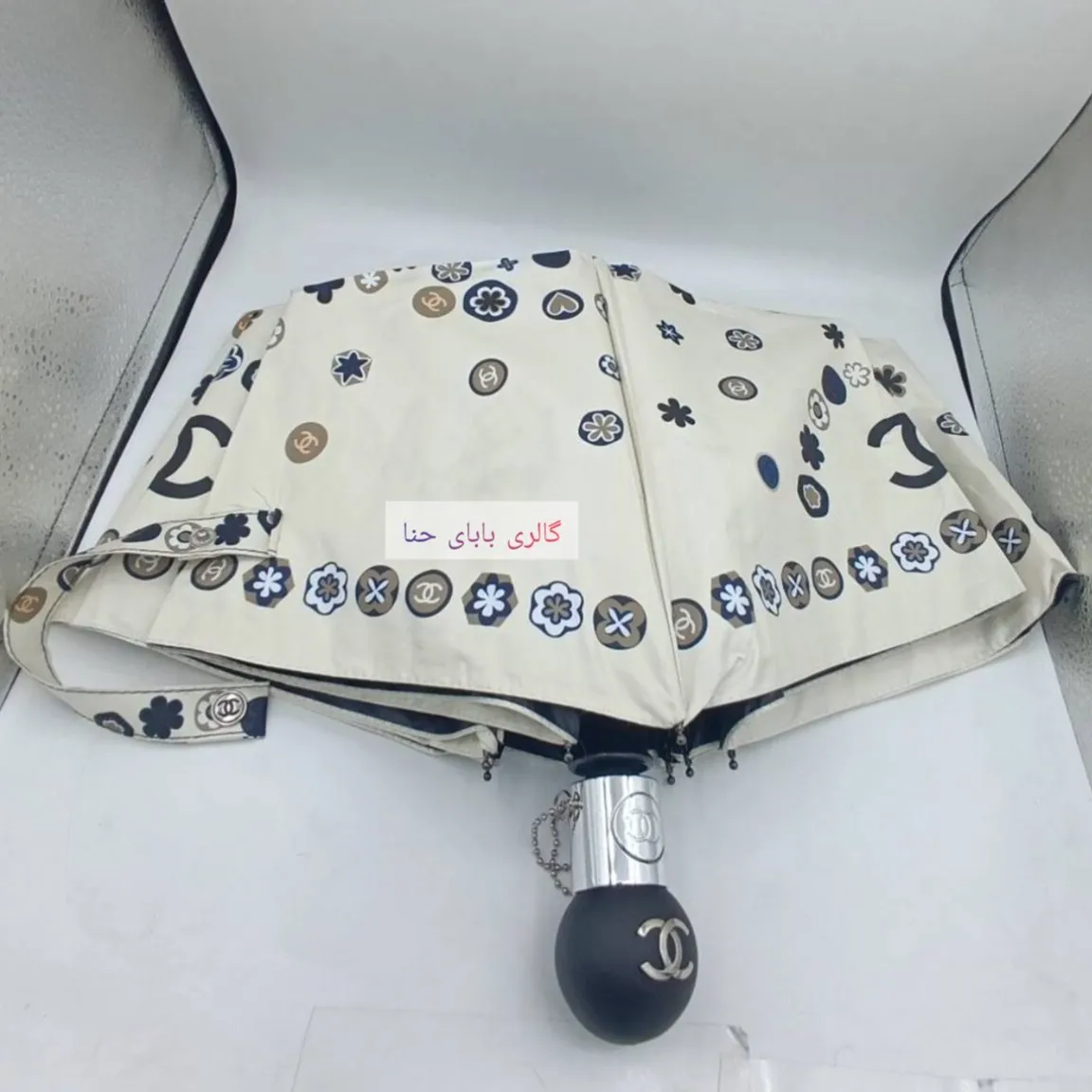 چتر اتوماتیک برند چنل CHANEL ضد باد با پارچه نانو و جعبه کادویی رنگ کرم نخودی