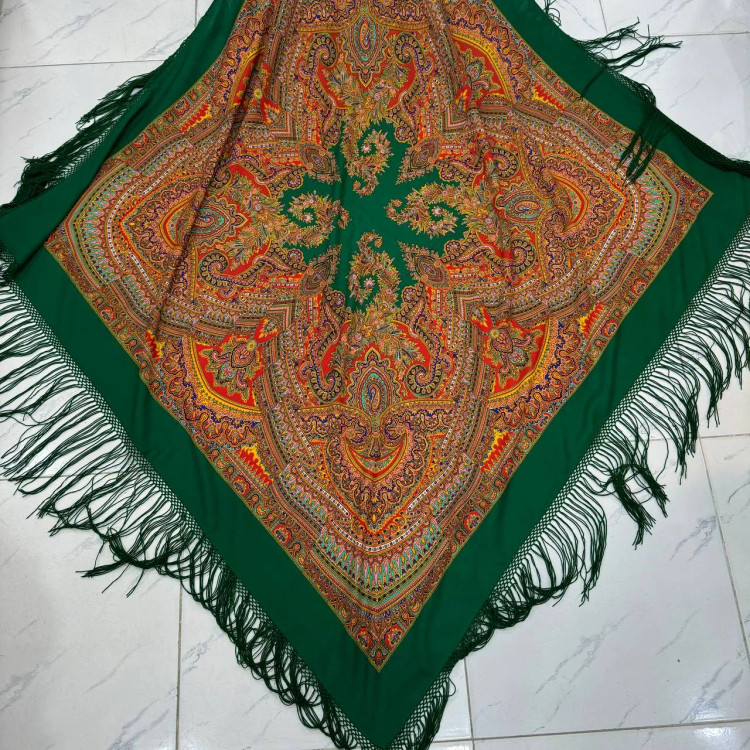 روسری ترکمن اصل ترکیه کد 1396 قواره 140-150 جنس نخی ریشه دستباف 4 فصل