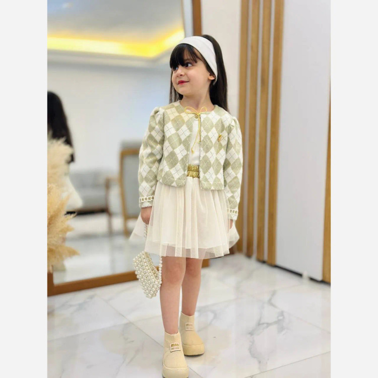 ست سه تیکه کت و دامن و تاپ دخترانه مجلسی سایز 50 و 55