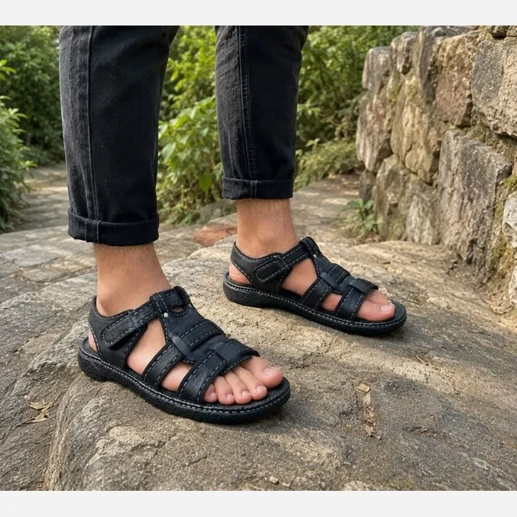 صندل مردانه تابستانی مدل پوشکاش چرم ترکیبی طبی و راحت رنگ مشکی و قهوه ای
