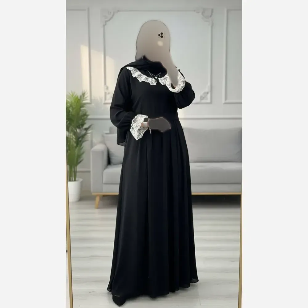 عبا مجلسی مشکی یقه گیپور جنس الیزه فری سایز
