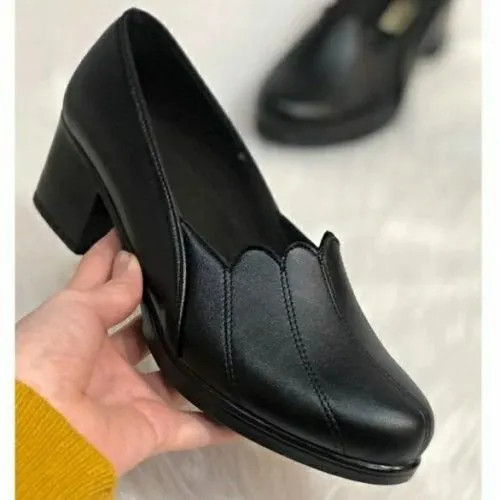 کفش پاشنه دار زنانه چرم مصنوعی مشکی مدل دل آرا