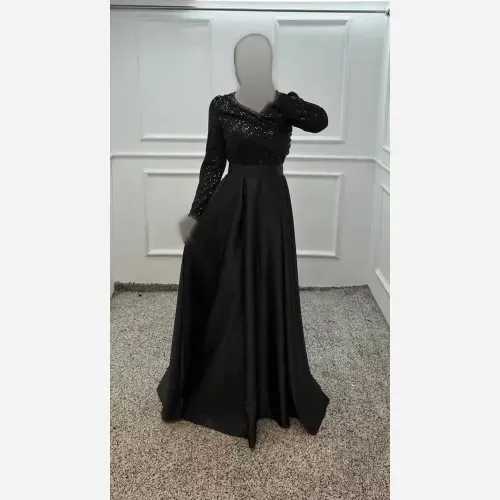 ماکسی زنانه پولک زارا و ساتن آمریکایی رنگ مشکی قد 155 کمربنددار