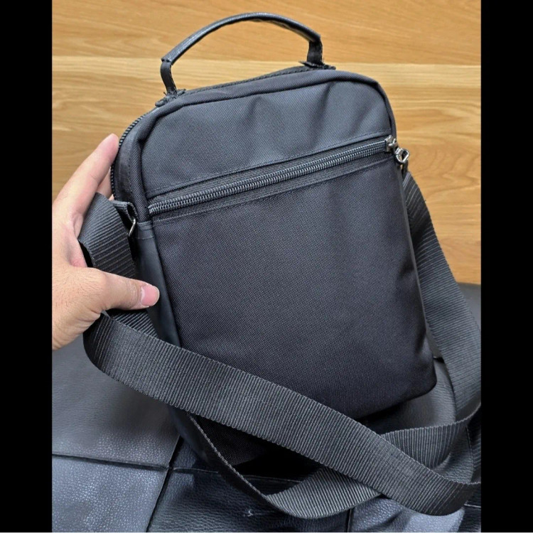 کیف دوشی دستی اسپرت برزنتی پارچه ای خارجی جیب دار