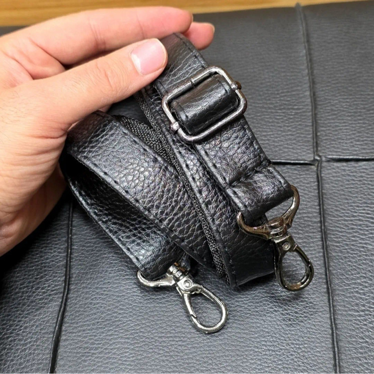 کیف دوشی دستی کوچک چرم صنعتی ضد خش کد 2202