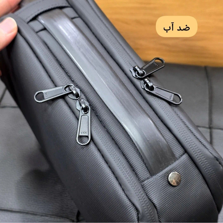 کیف دستی ضد آب بنج جنس اسکین سیلیکون مدل دو خانه جیبی