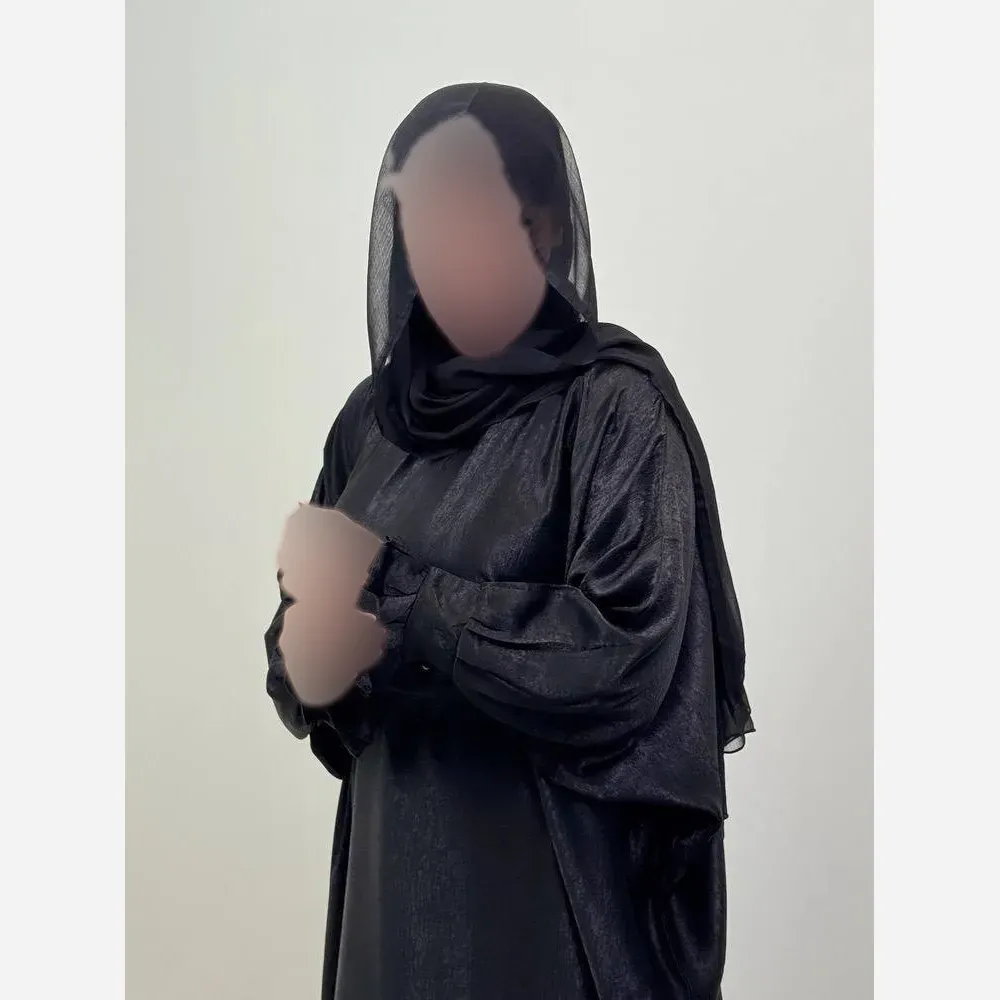 عبا مجلسی زنانه کوپرا وارداتی آستین ژول رنگ مشکی فری سایز