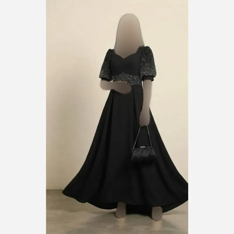ماکسی مجلسی زنانه جنس کرپ مازراتی خرج کار نگین دار رنگبندی متنوع سایزبندی