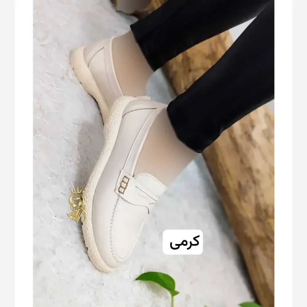 کالج طبی زنانه مدل خاویاری چرم صنعتی درجه یک زیره پیو رنگ سفید و کرم سایز 38