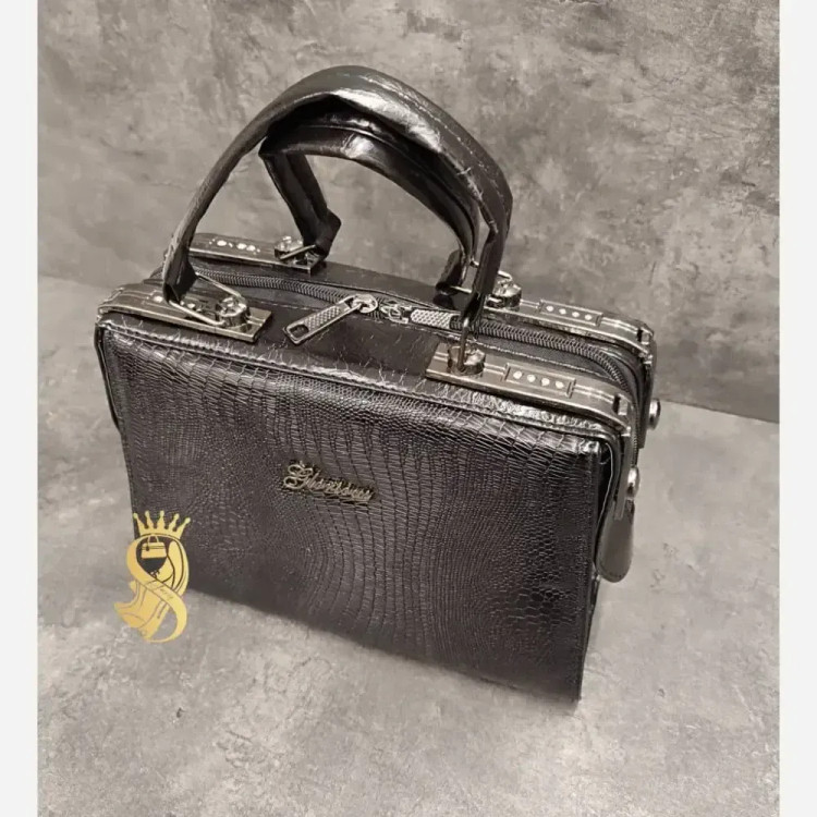کیف صندوقی ورنی زنانه مشکی ابعاد 17x25 شیک و جدید