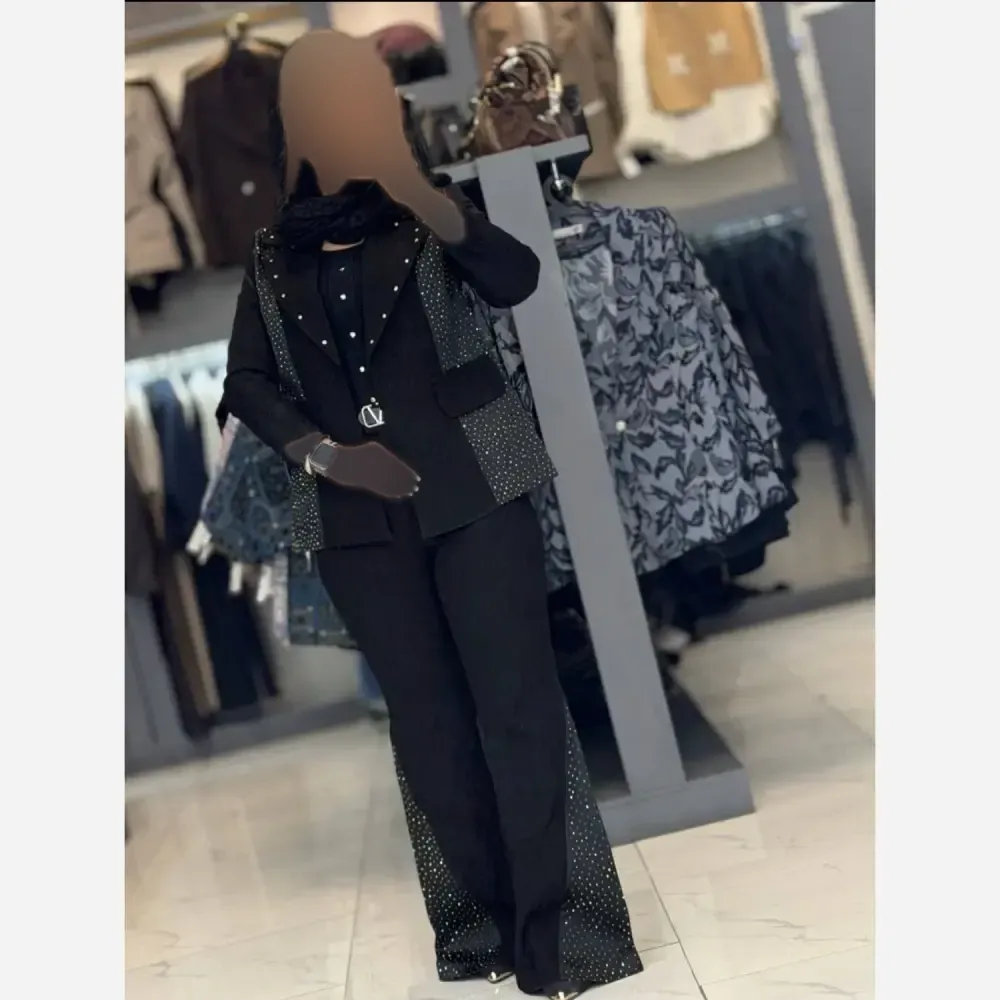کت شلوار مجلسی زنانه جنس ژاکارد و ساتن آمریکایی رنگ مشکی