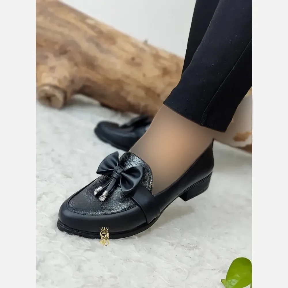 کفش کالج طبی زنانه مدل ملودی چرم مشکی