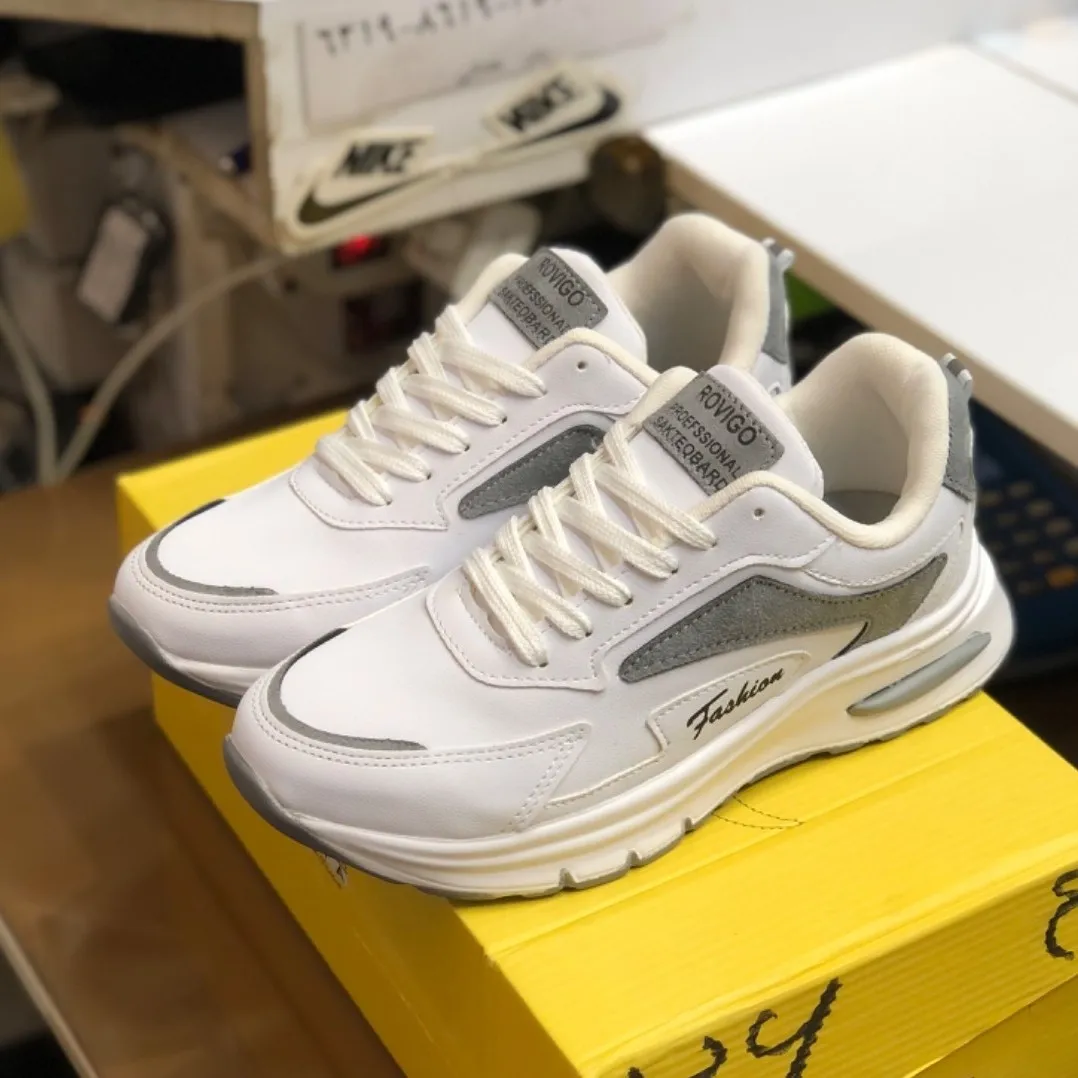 کفش چرم زنانه مدل رامینگو رنگ سفید اسپرت و پیادهروی